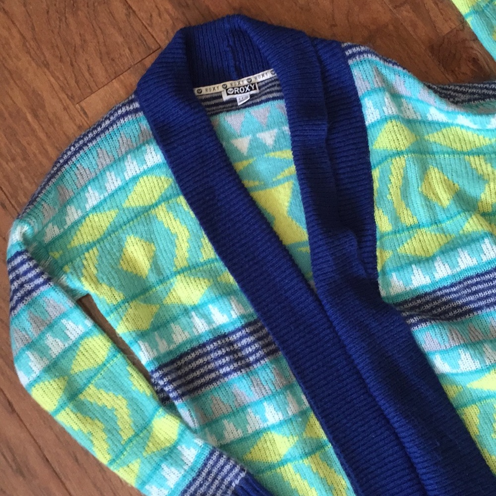 Vibrant Roxy Cardigan 💙💚💛